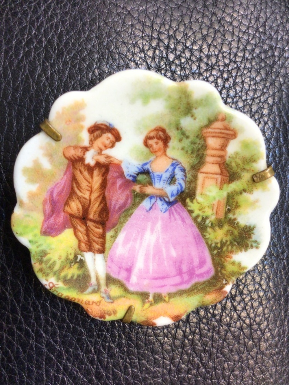 Limoges France "Fragonard" Plate Courting Couple Brooch Pin Trombone Clasp